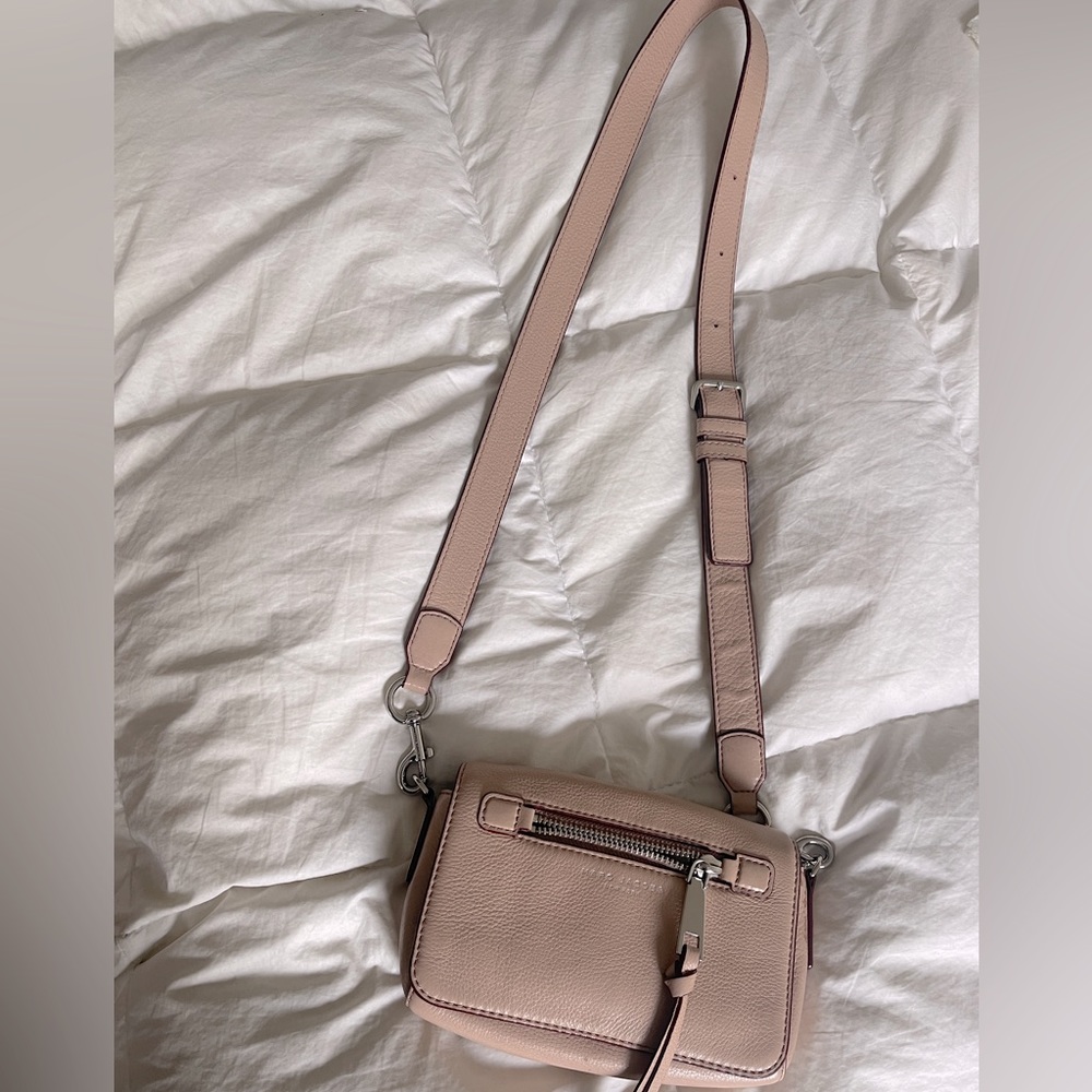 Marc Jacobs Leather Crossbody Camera Bag